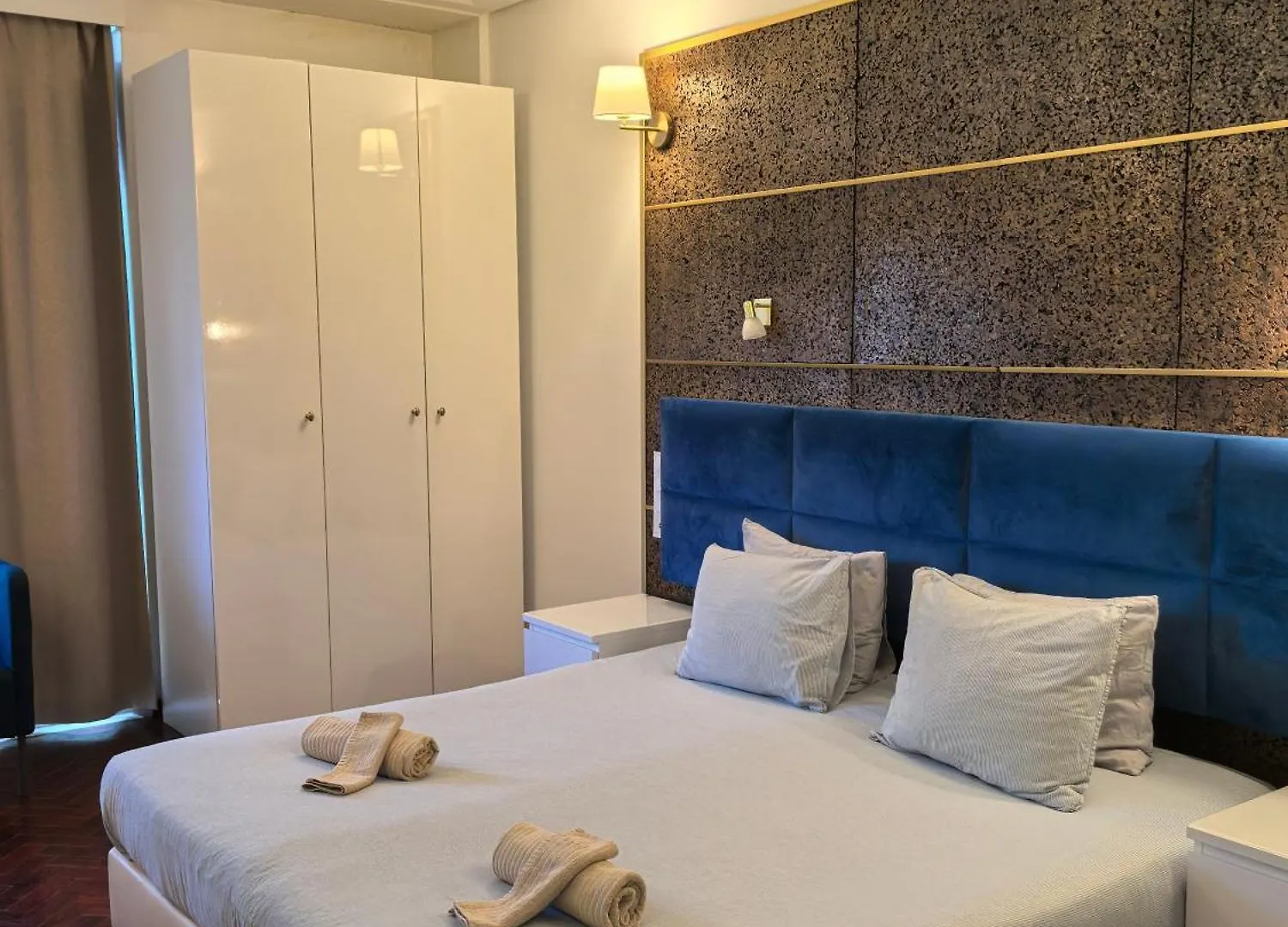 Guest house Republica83-Lisbonhome